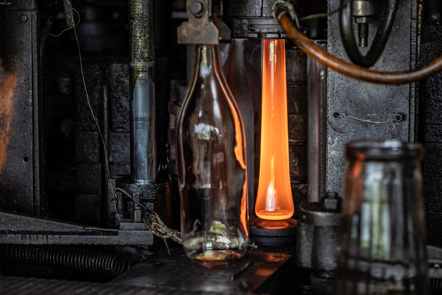 COMMENT EST FABRIQUÉ LE VERRE UN PROCESSUS ÉTAPE PAR ÉTAPE — free download
