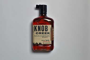 mini whiskey bottles