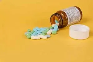 زجاجة حبوب منع الحمل الزجاجية