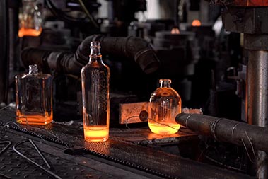 glass bottle manufacturing