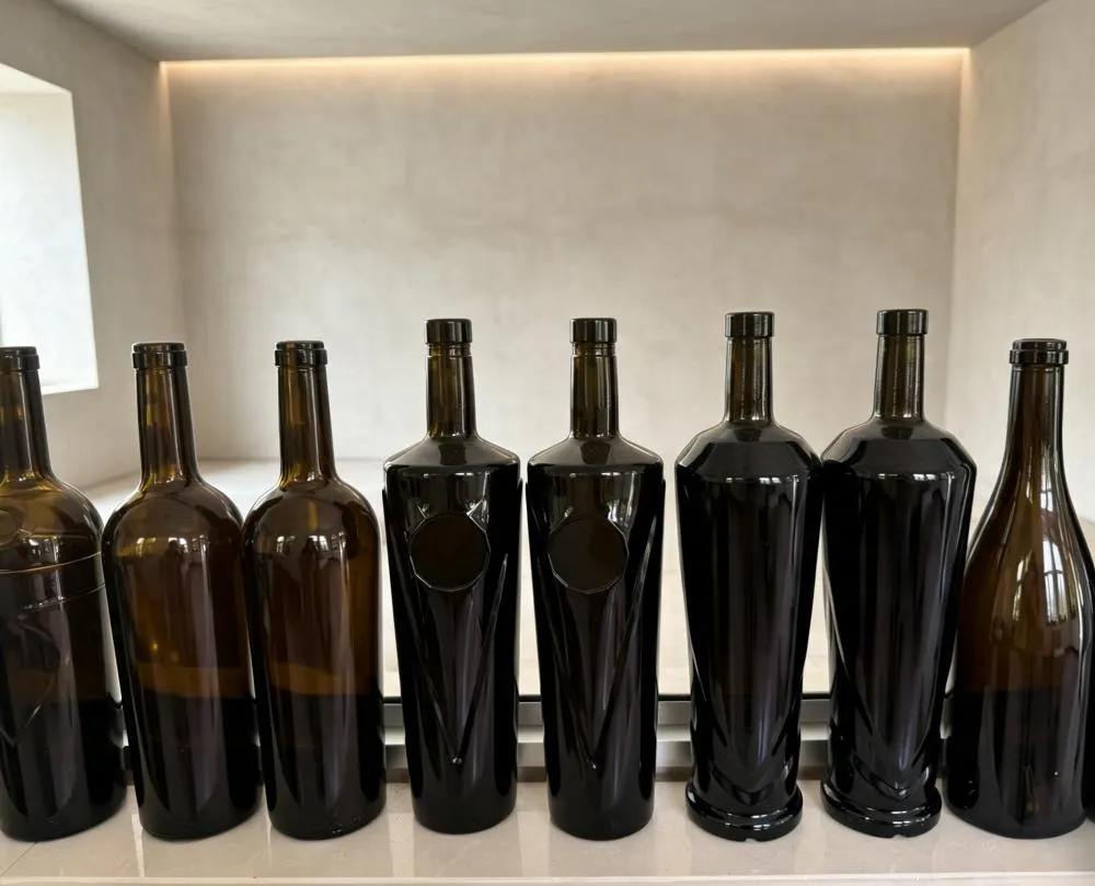 large-wine-bottles-manufacturer-roetell