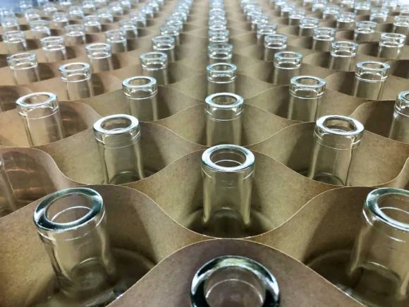 glass bottles in cross-corrugated paper