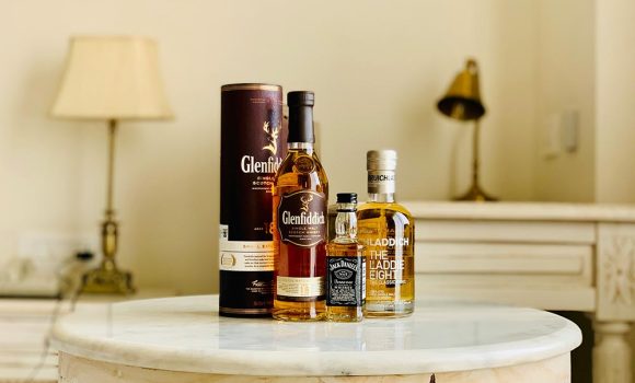 mini alcohol bottles in bulk